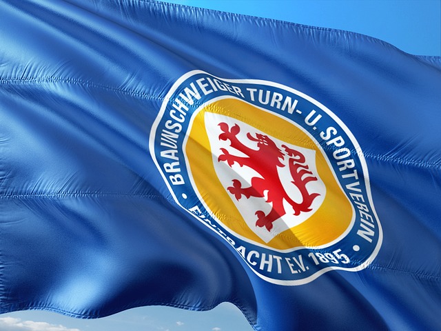 女足欧洲杯决赛开赛前几小时，英格兰中场图恩的祖母不幸去世